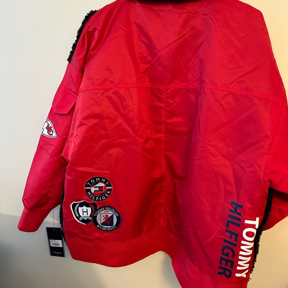Tommy Hilfiger NFL Kansas City Chiefs Jacket - Picture 5 of 8